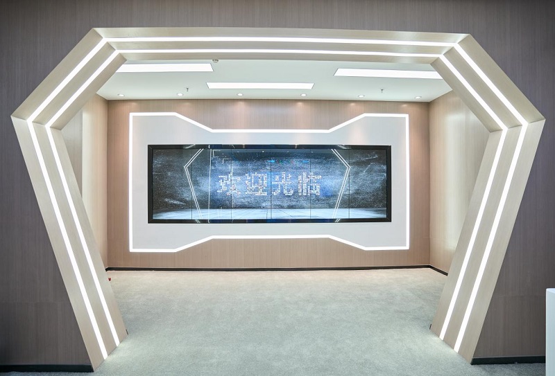 聚焦場(chǎng)景所需|華邦瀛觸摸拼接屏，開啟互動(dòng)新體驗(yàn)